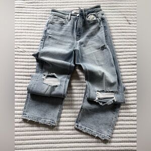Lovervet Distressed Light Wash Jeans